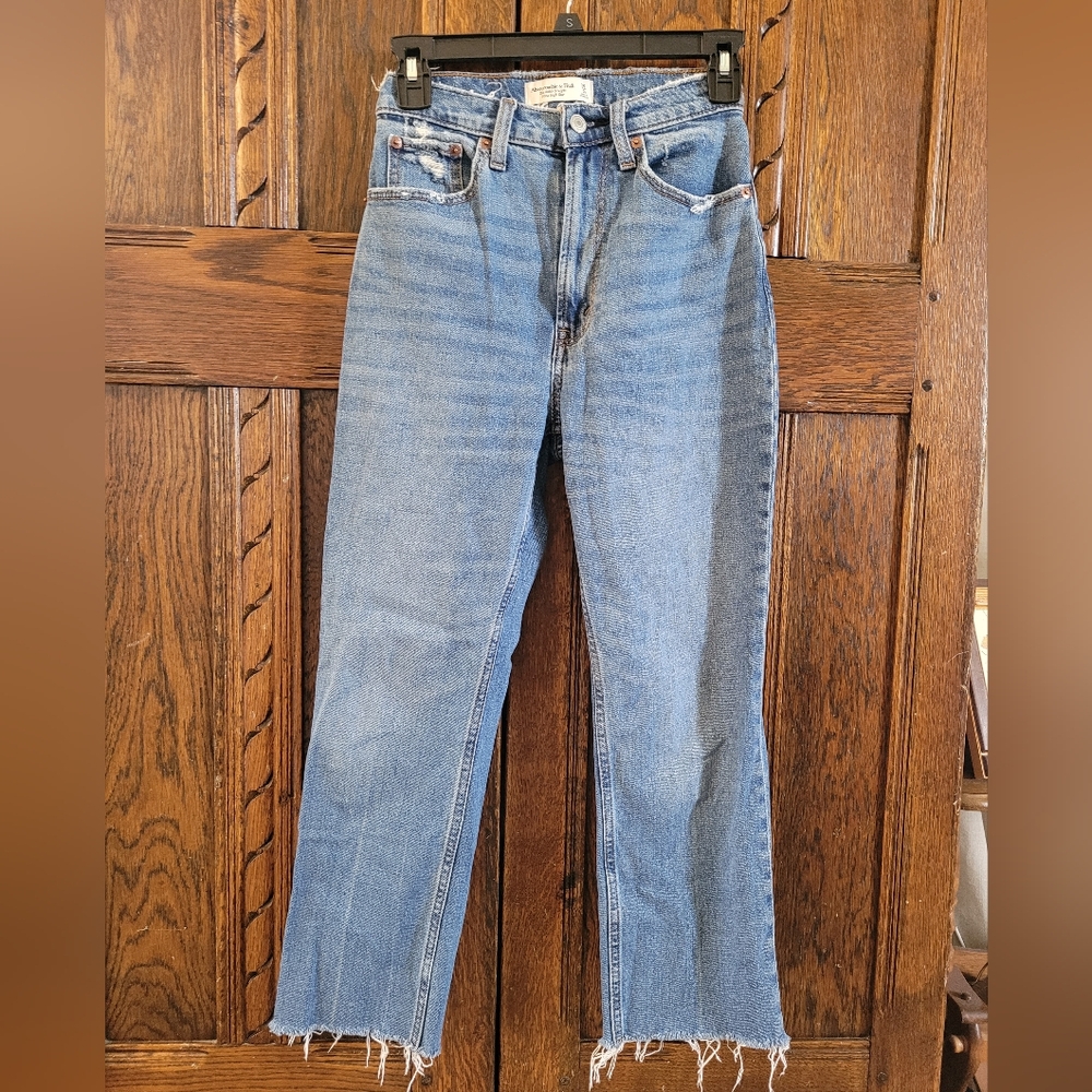 Abercrombie & Fitch Ankle Straight Ultra High Rise